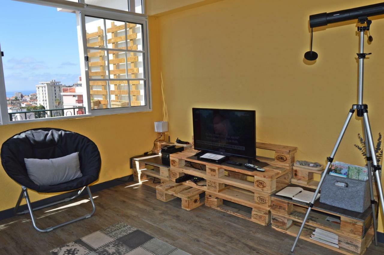 Top Floor With Balcony In Funchal Exteriör bild